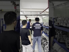 아랍 고객들이 우리 공장을 방문했습니다.