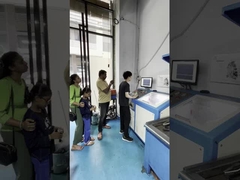 스리랑카 에서 온 가족 들 은 협조 를 배우게 된다