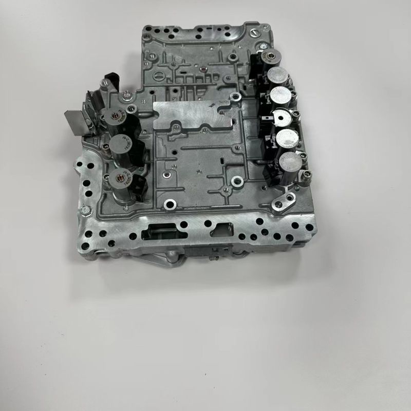 RE7R01A JR710E Nissan 및 Infiniti 2023용 변속기 밸브 바디 35X35X25CM 크기